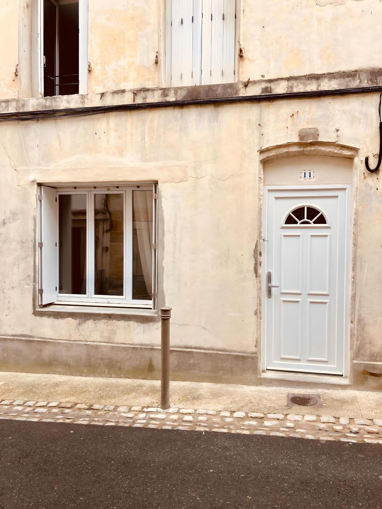 Appartamento Le deep blue - Centre historique - Wifi et Netflix - Stationnement aisé Niort Esterno foto